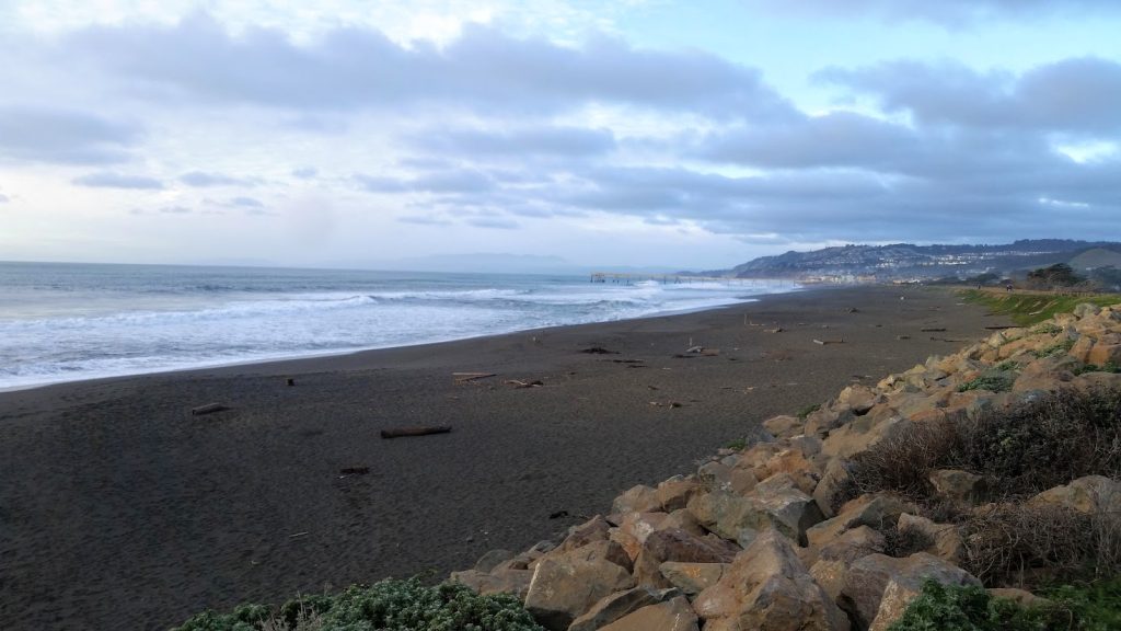 サンフランシスコ近郊　現地情報　自然　Mori Point　海